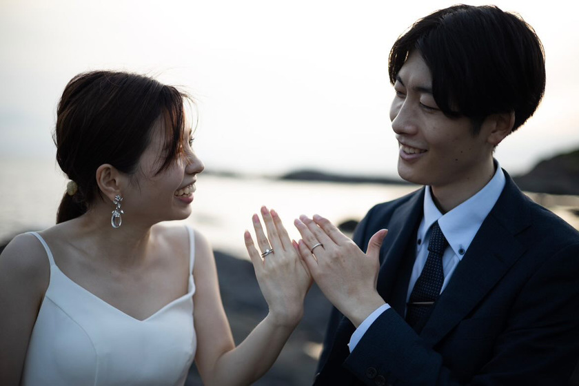 【超过180张图片】神奈川县三崎半岛「城ヶ岛」前拍婚纱照大全にて紹介している画像