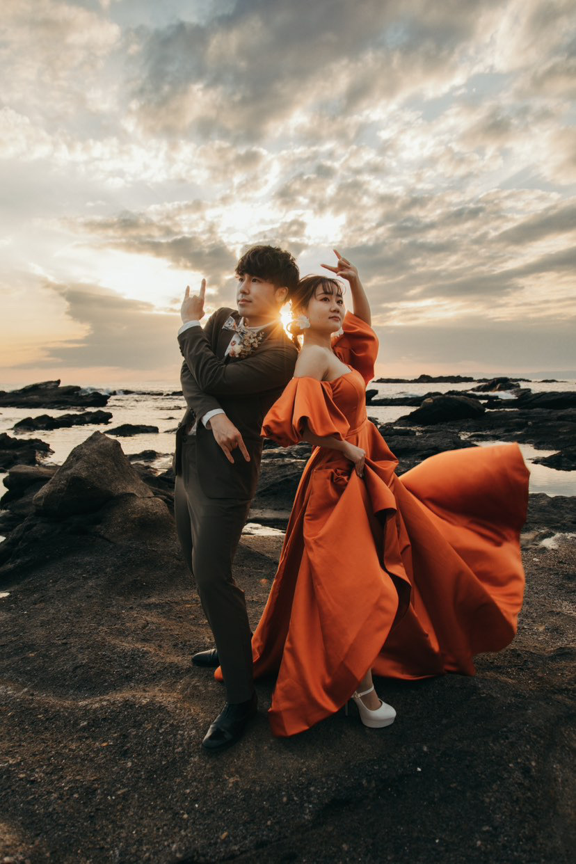 【超过180张图片】神奈川县三崎半岛「城ヶ岛」前拍婚纱照大全にて紹介している画像