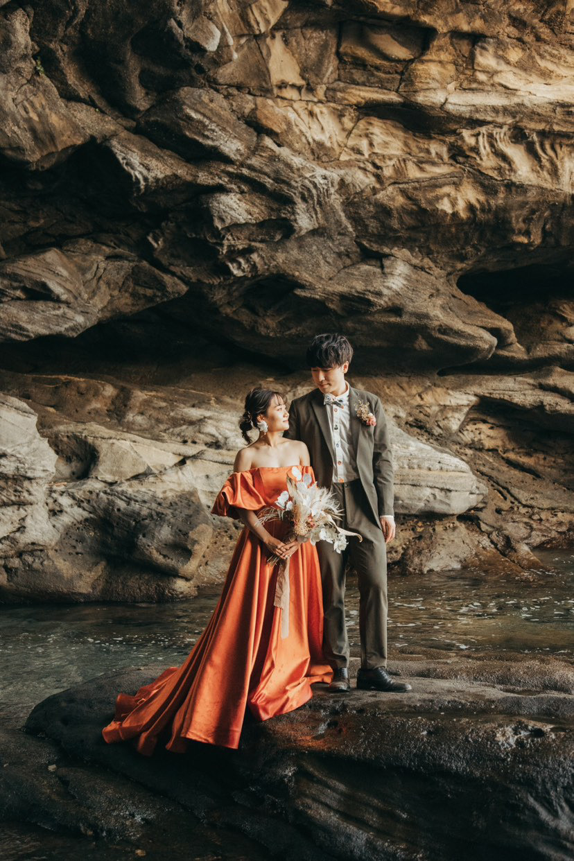 【超过180张图片】神奈川县三崎半岛「城ヶ岛」前拍婚纱照大全にて紹介している画像