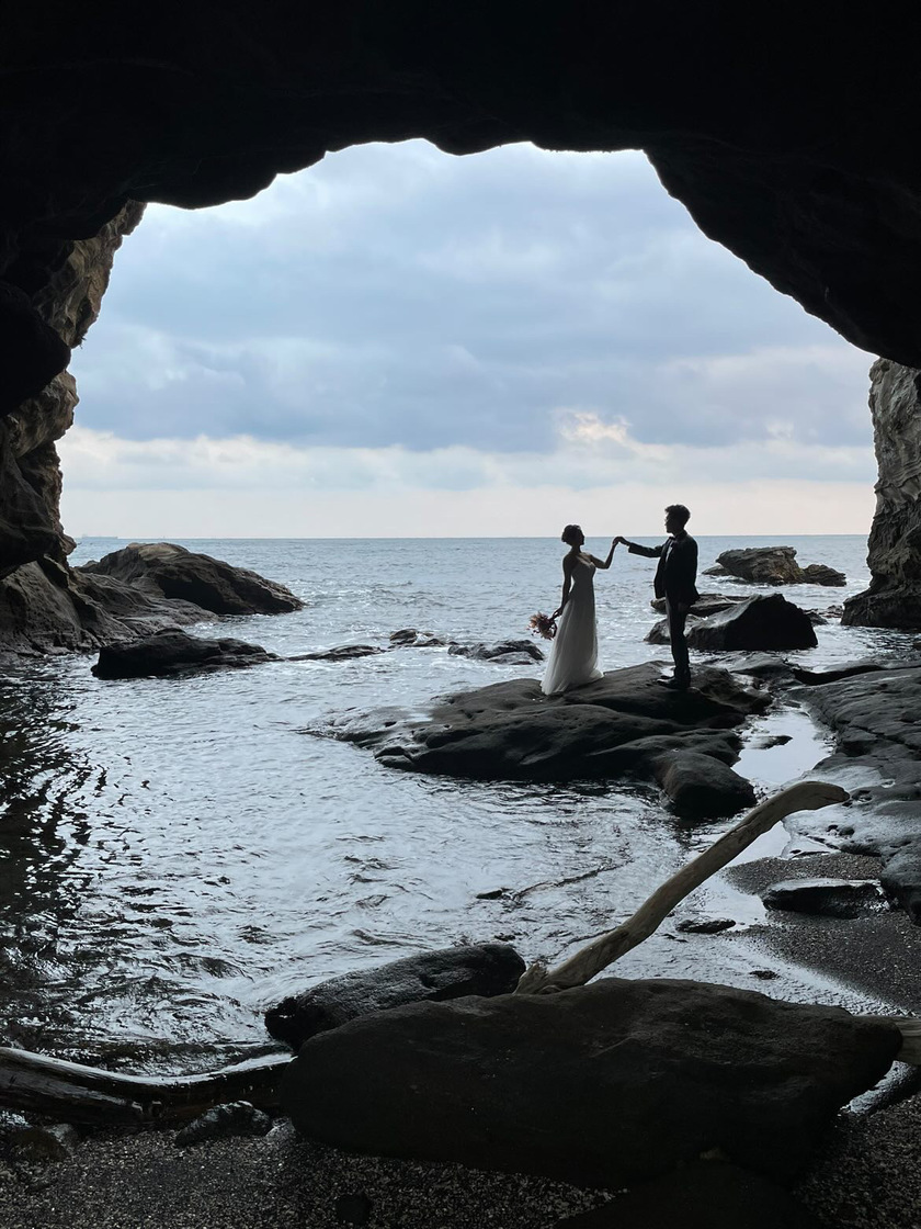 【超过180张图片】神奈川县三崎半岛「城ヶ岛」前拍婚纱照大全にて紹介している画像