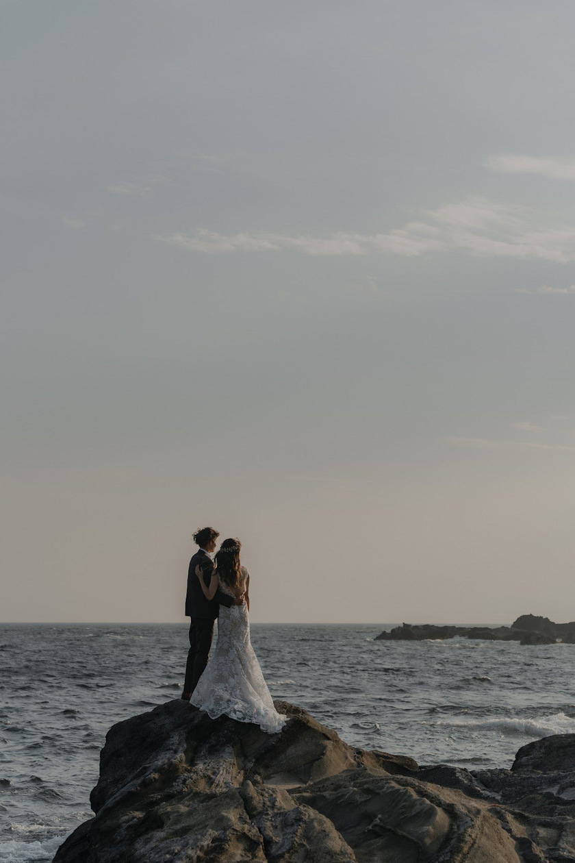 【超过180张图片】神奈川县三崎半岛「城ヶ岛」前拍婚纱照大全にて紹介している画像