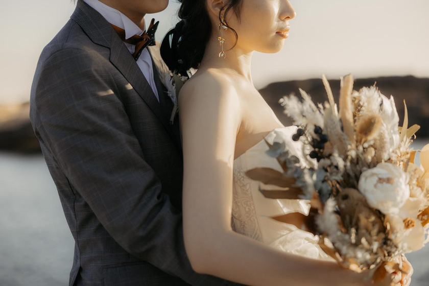 【超过180张图片】神奈川县三崎半岛「城ヶ岛」前拍婚纱照大全にて紹介している画像