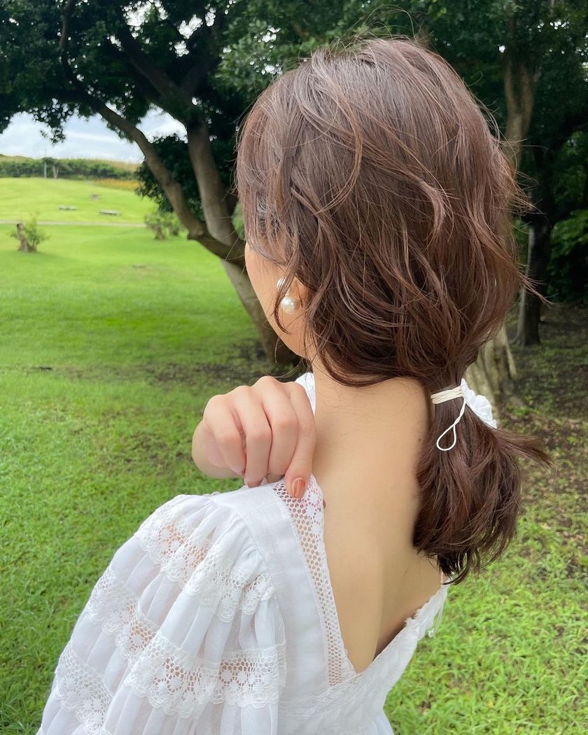 Creating unbelievably cute hairstyles ♡ Freelance hair and makeup artist, Suzu, is popular for her "#SuzuSanMagic".にて紹介している画像