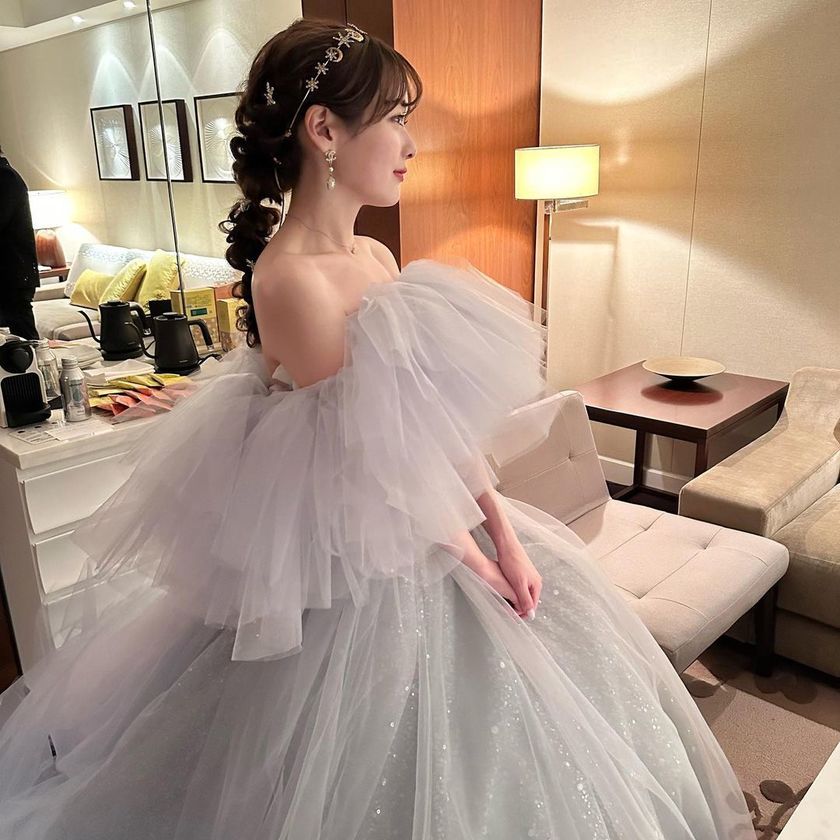 A Special Feature on Coordinating Everyday Necklaces with Dresses to Casually Adorn Important Jewelry 🤍🪞にて紹介している画像