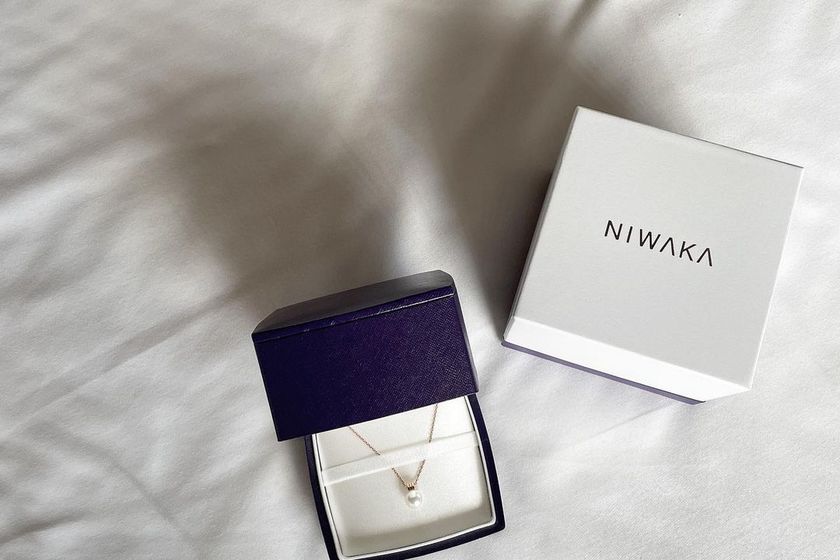 A Special Feature on Coordinating Everyday Necklaces with Dresses to Casually Adorn Important Jewelry 🤍🪞にて紹介している画像