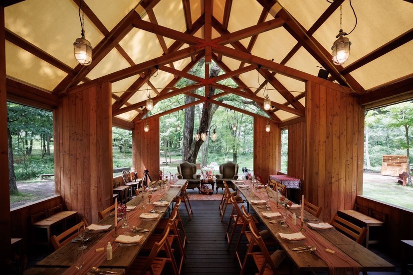 북가루이자와에서 자연 가득한 웨딩을🌳 100년 된 서양 저택이 자리한 '루오무의 숲'을 알고 있나요?にて紹介している画像