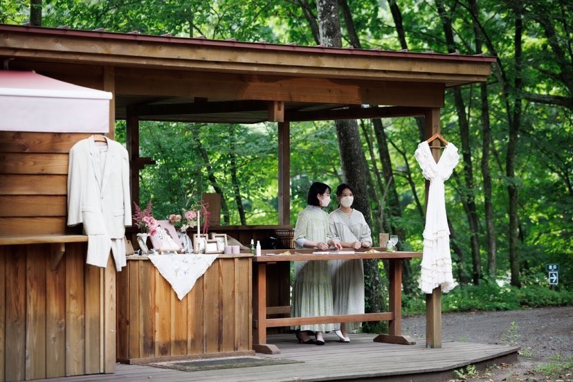 북가루이자와에서 자연 가득한 웨딩을🌳 100년 된 서양 저택이 자리한 '루오무의 숲'을 알고 있나요?にて紹介している画像