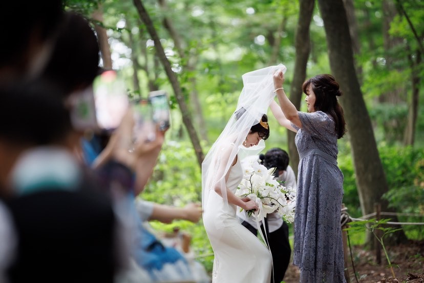 북가루이자와에서 자연 가득한 웨딩을🌳 100년 된 서양 저택이 자리한 '루오무의 숲'을 알고 있나요?にて紹介している画像