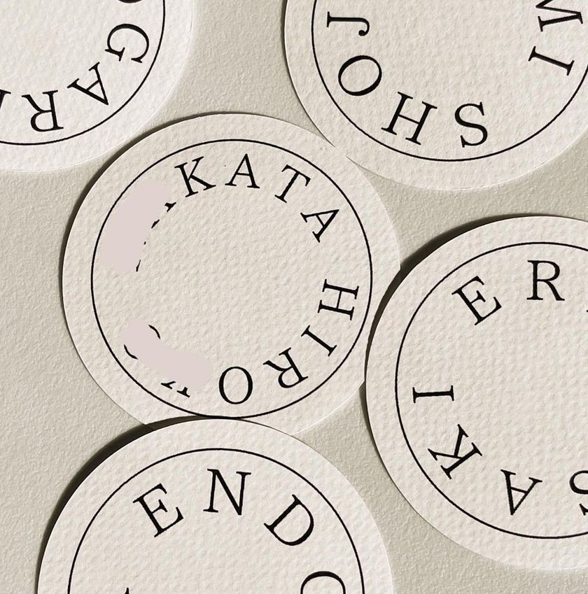 Did you know that you can easily create both circles and trendy arch shapes with a compass cutter or circle cutter? ♡にて紹介している画像