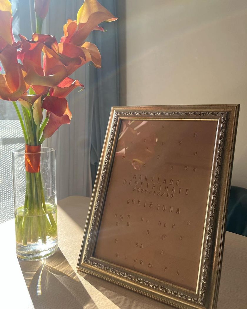 It won't fade like ink, and you can enjoy the passage of time ♡ An idea for a marriage certificate made by engraving ✨🔨にて紹介している画像