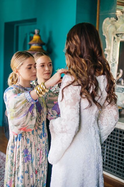 Olsen Sisters as Bridesmaids! The Beautiful Wedding of Popular Stylist Molly ♡にて紹介している画像