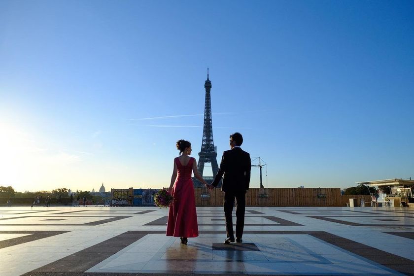 I still admire it. Here are many pictures of brides taken in Paris, France, from 2022 to today 🇫🇷🕊にて紹介している画像