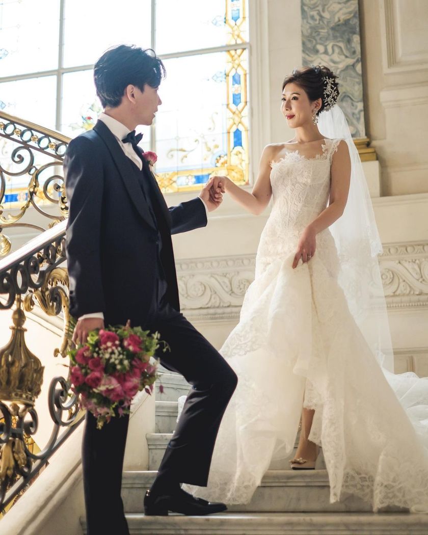 I still admire it. Here are many pictures of brides taken in Paris, France, from 2022 to today 🇫🇷🕊にて紹介している画像