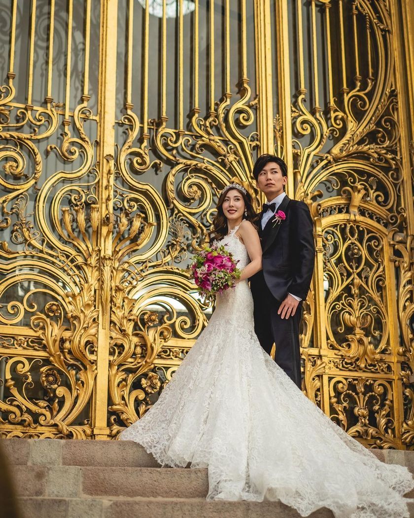 I still admire it. Here are many pictures of brides taken in Paris, France, from 2022 to today 🇫🇷🕊にて紹介している画像