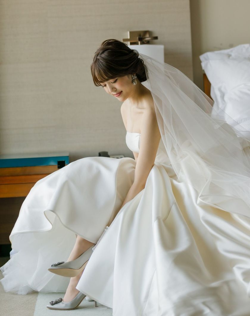 The most popular import brand right now! 6 dream dresses from ANTONIO RIVA.にて紹介している画像