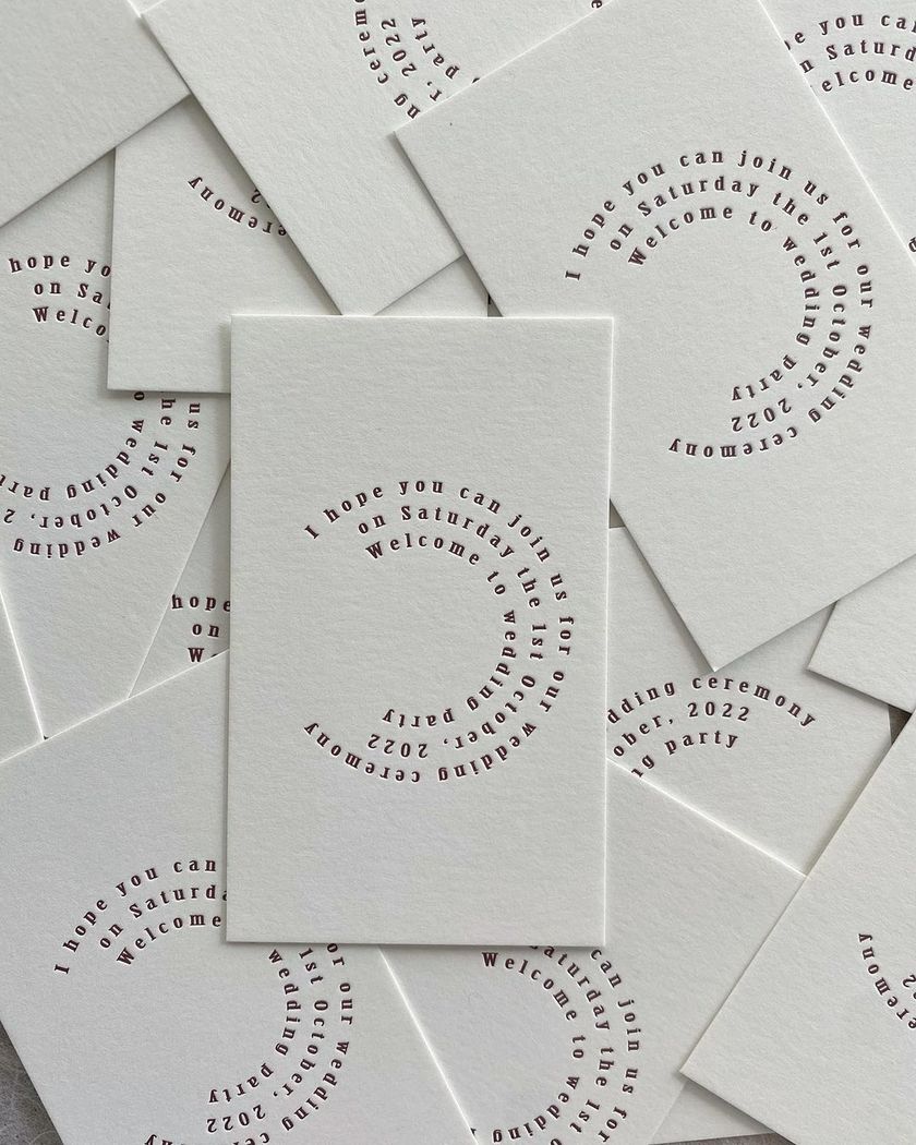 Incorporate into paper items for a stylish look ♡ "How to Arrange Text in a Round Shape" Explained!にて紹介している画像