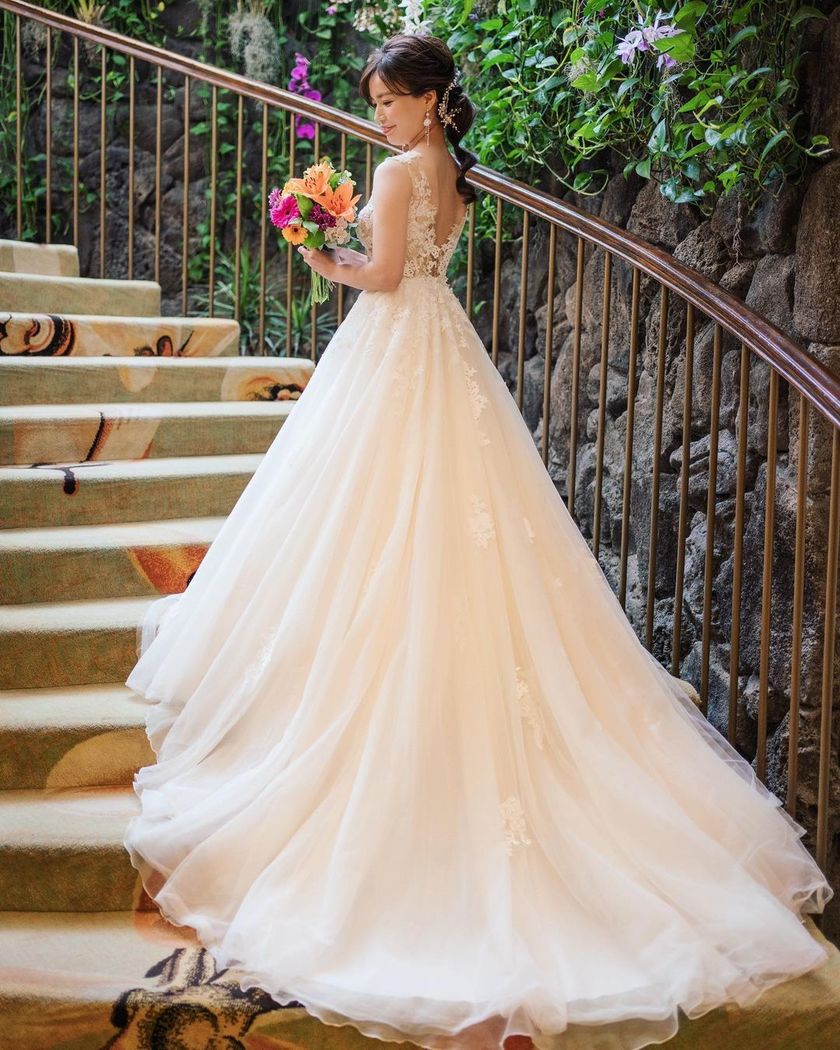 Loved by brides all over the world ♡ A compilation of popular dresses from the Spanish dress brand [PRONOVIAS]にて紹介している画像