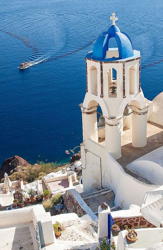 Where to Go for Your Honeymoon? Top 3 Popular Mediterranean Resorts for Couples ♡にて紹介している画像