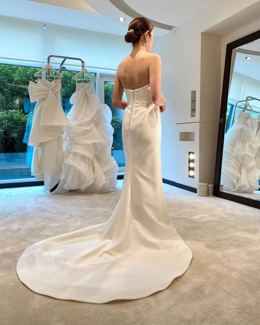 Popular lately 🤍 Here are three imported brand "mermaid dresses" that are frequently worn recently 🪻にて紹介している画像