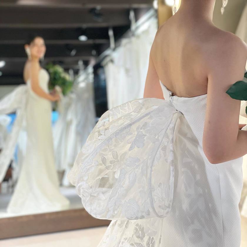 Popular lately 🤍 Here are three imported brand "mermaid dresses" that are frequently worn recently 🪻にて紹介している画像