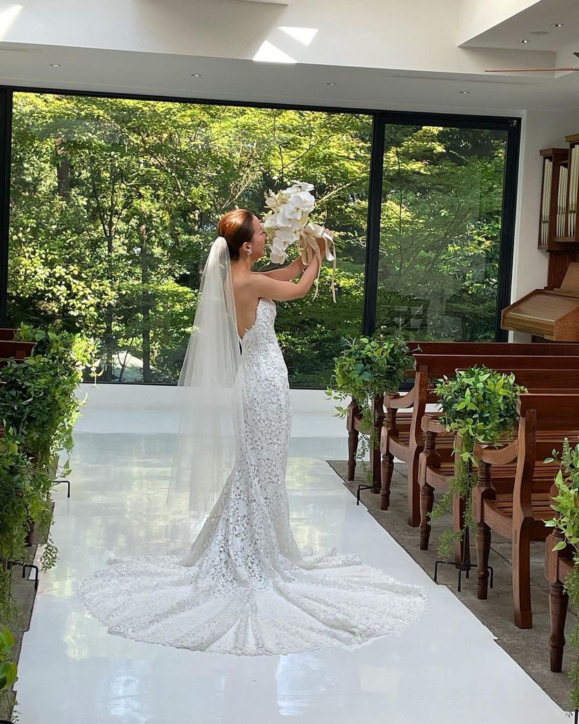 Popular lately 🤍 Here are three imported brand "mermaid dresses" that are frequently worn recently 🪻にて紹介している画像