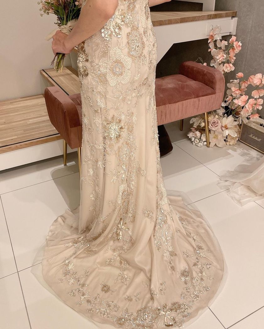 2023🪽 Stylish brides choose this popular dress from "Jenny Packham"!にて紹介している画像