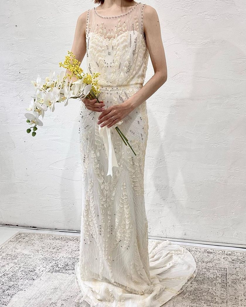 2023🪽 Stylish brides choose this popular dress from "Jenny Packham"!にて紹介している画像