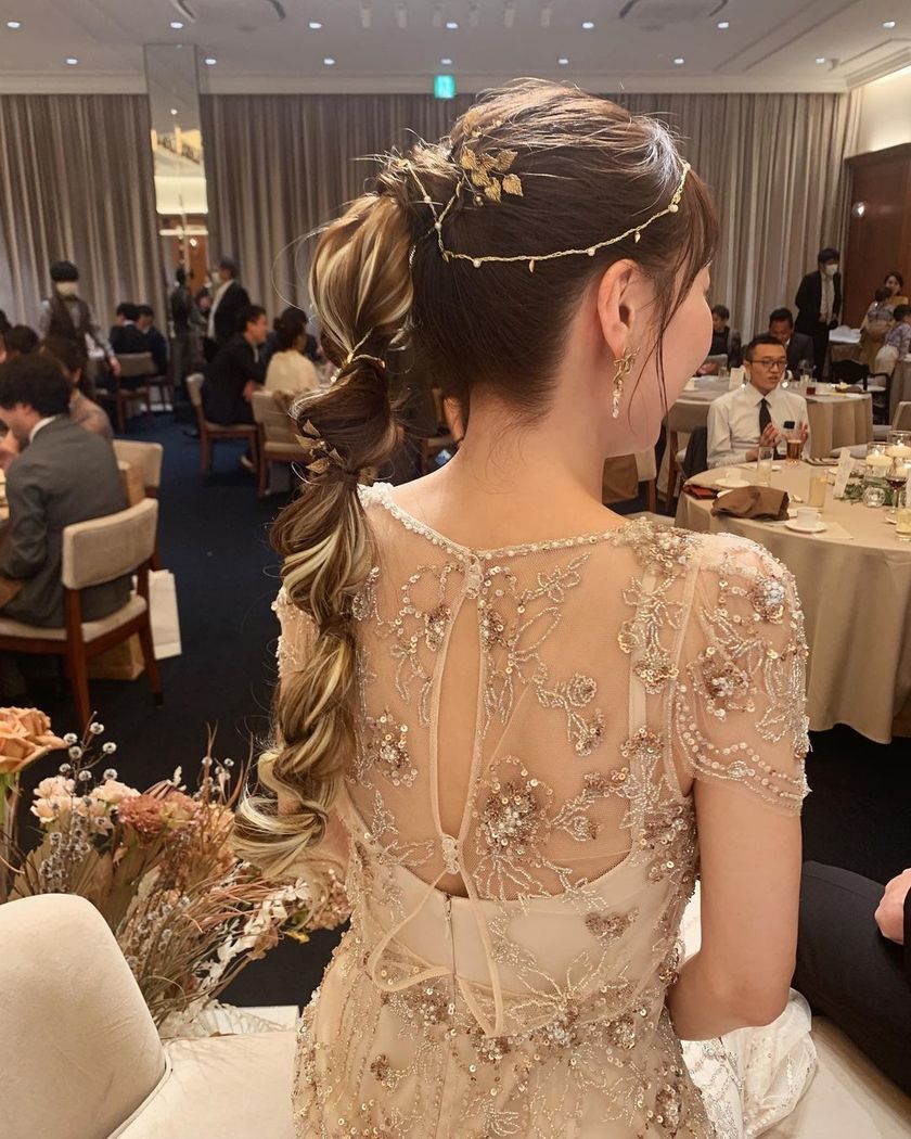 2023🪽 Stylish brides choose this popular dress from "Jenny Packham"!にて紹介している画像