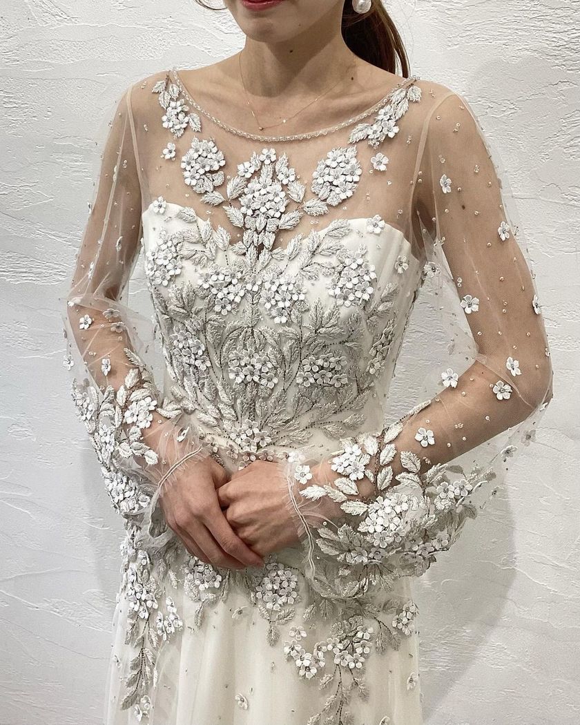 2023🪽 Stylish brides choose this popular dress from "Jenny Packham"!にて紹介している画像