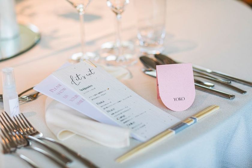 新创意🧡最近热门的拱形纸制品，席位卡版本也很可爱🧡にて紹介している画像