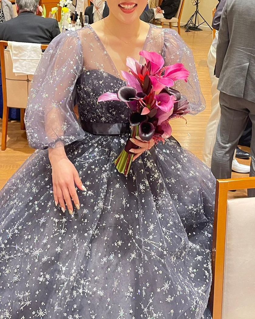 A collection of photos wearing the cute sparkly "Constellation Dress" by Marry with fluffy puff sleeves🪄🌟にて紹介している画像