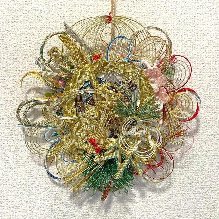 Keeping the congratulatory envelope received from guests as a memento 💌 What are the recent trends in "congratulatory envelope remakes"?にて紹介している画像