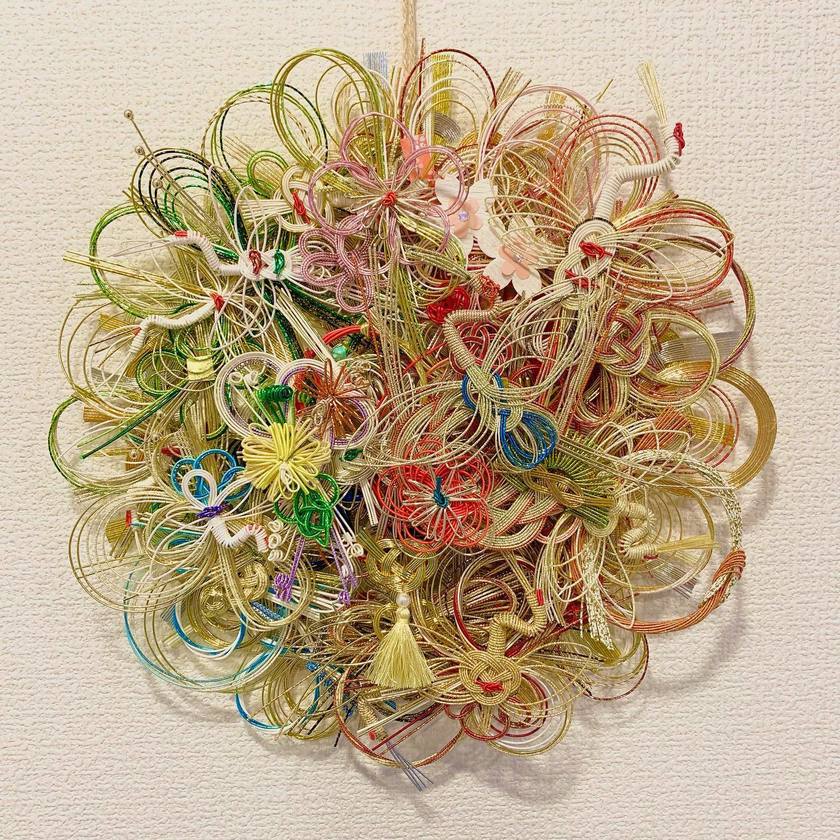 Keeping the congratulatory envelope received from guests as a memento 💌 What are the recent trends in "congratulatory envelope remakes"?にて紹介している画像