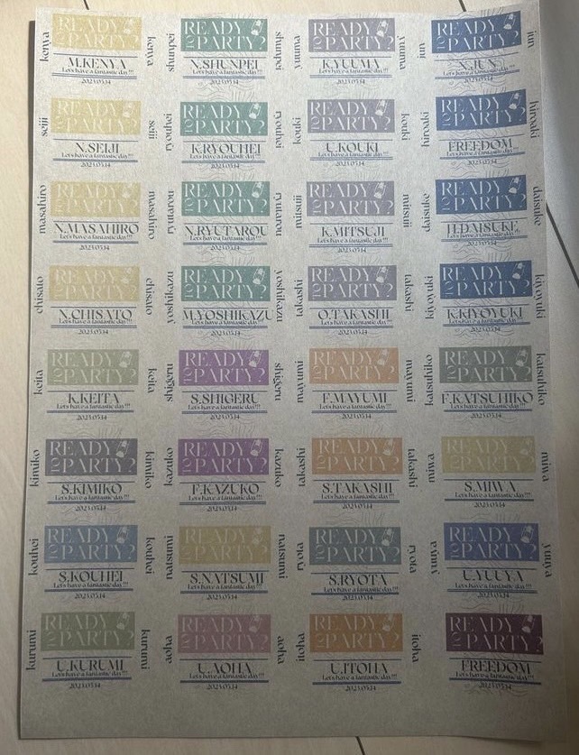 An idea to use a cute matchbox as a name card that can be customized with your favorite design is stylish. 🪄にて紹介している画像