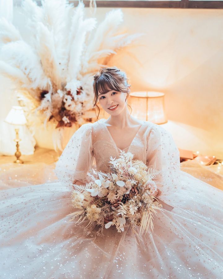 A collection of photos wearing the cute sparkly "Constellation Dress" by Marry with fluffy puff sleeves🪄🌟にて紹介している画像