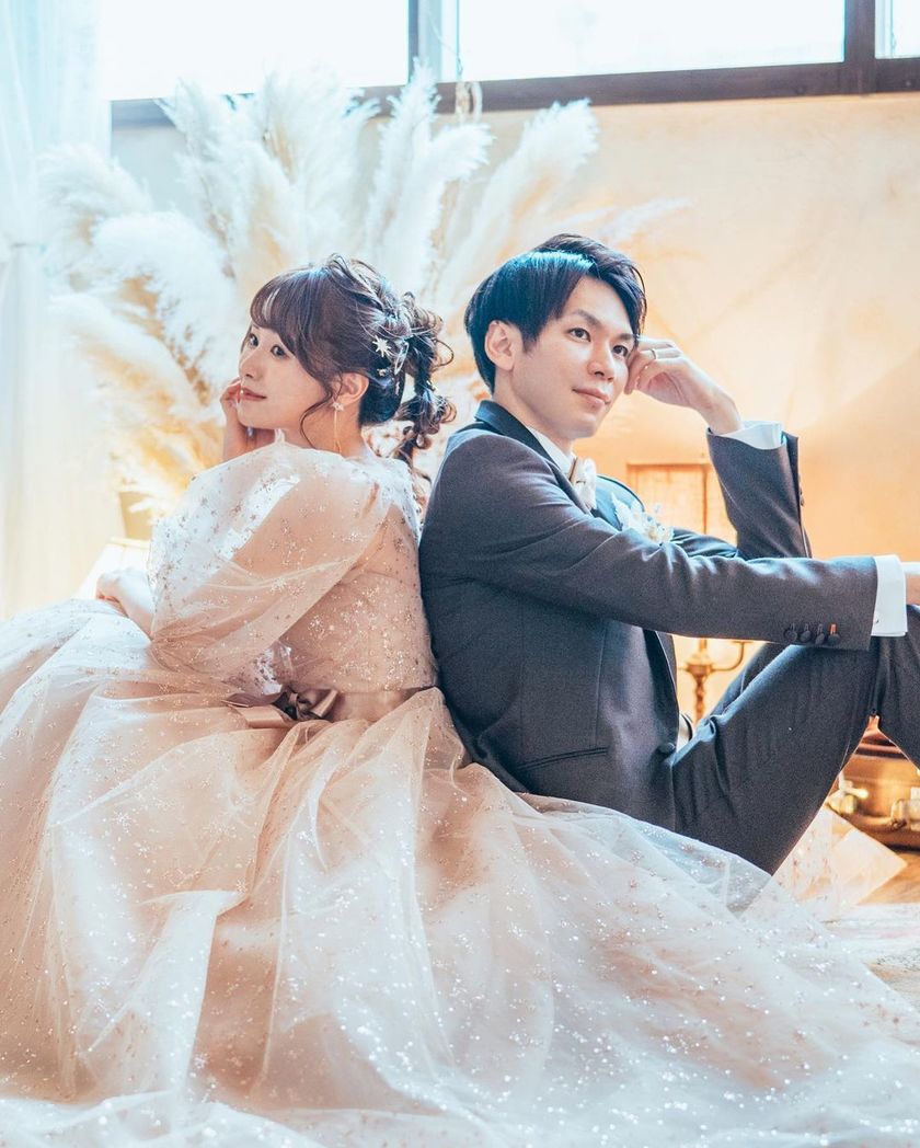 A collection of photos wearing the cute sparkly "Constellation Dress" by Marry with fluffy puff sleeves🪄🌟にて紹介している画像