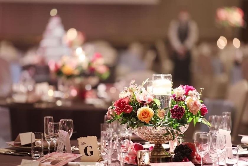 Are there certain flowers that cannot be specified depending on the season? Check with actual wedding photos [Bouquet and Floral Decoration Calendar].にて紹介している画像