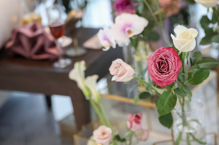 Are there certain flowers that cannot be specified depending on the season? Check with actual wedding photos [Bouquet and Floral Decoration Calendar].にて紹介している画像