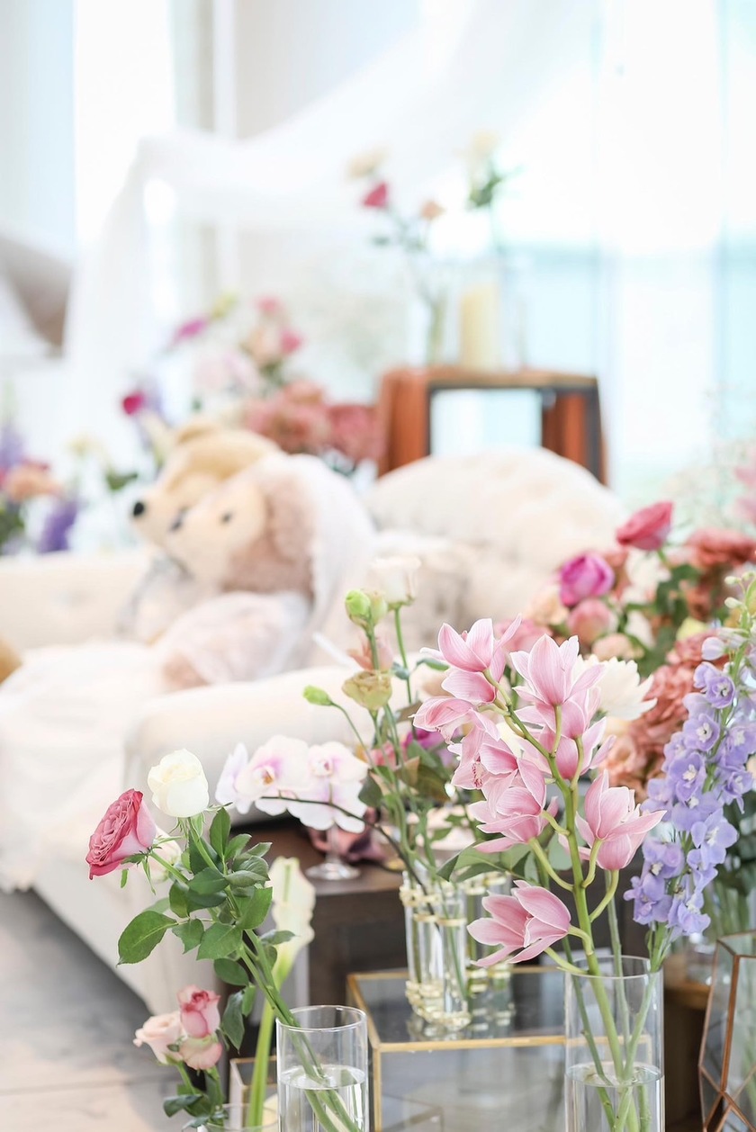 Are there certain flowers that cannot be specified depending on the season? Check with actual wedding photos [Bouquet and Floral Decoration Calendar].にて紹介している画像