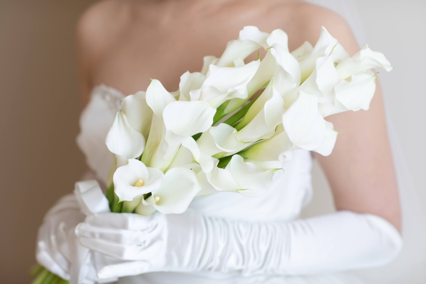 Are there certain flowers that cannot be specified depending on the season? Check with actual wedding photos [Bouquet and Floral Decoration Calendar].にて紹介している画像