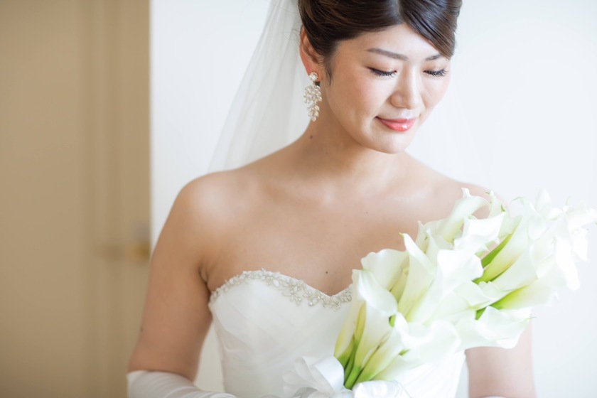 Are there certain flowers that cannot be specified depending on the season? Check with actual wedding photos [Bouquet and Floral Decoration Calendar].にて紹介している画像