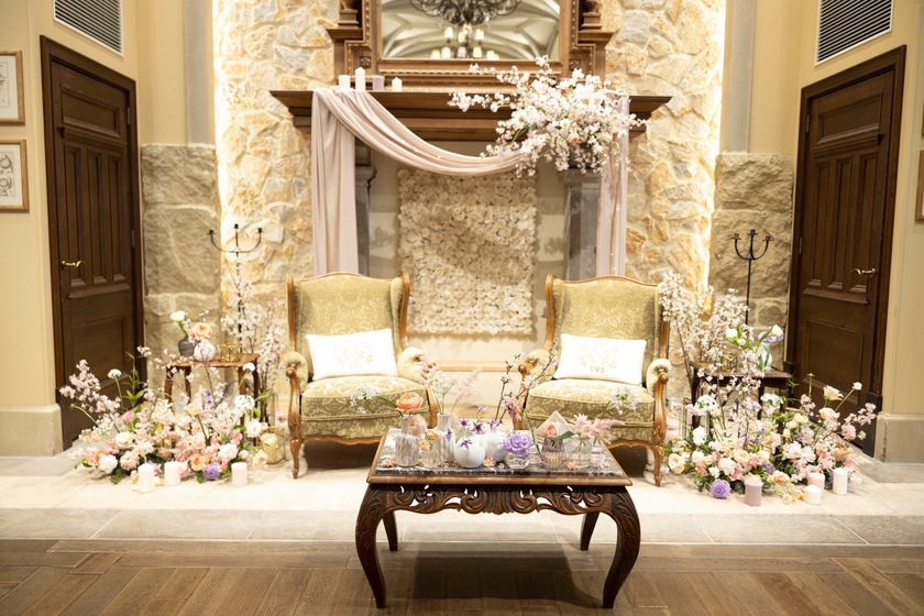 Are there certain flowers that cannot be specified depending on the season? Check with actual wedding photos [Bouquet and Floral Decoration Calendar].にて紹介している画像