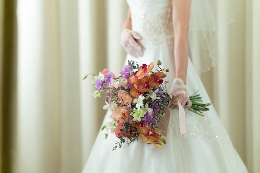 Are there certain flowers that cannot be specified depending on the season? Check with actual wedding photos [Bouquet and Floral Decoration Calendar].にて紹介している画像