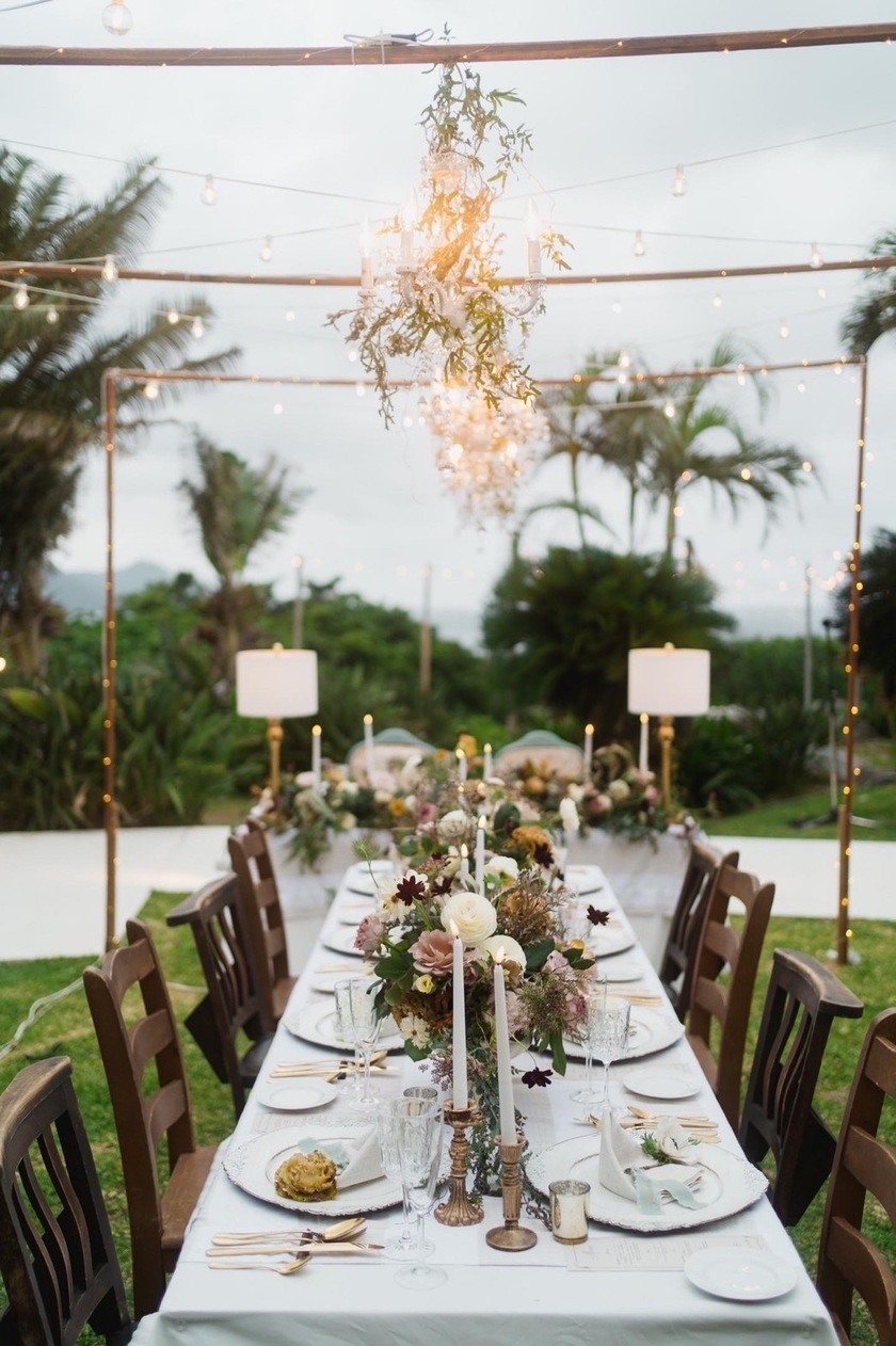 Are there certain flowers that cannot be specified depending on the season? Check with actual wedding photos [Bouquet and Floral Decoration Calendar].にて紹介している画像