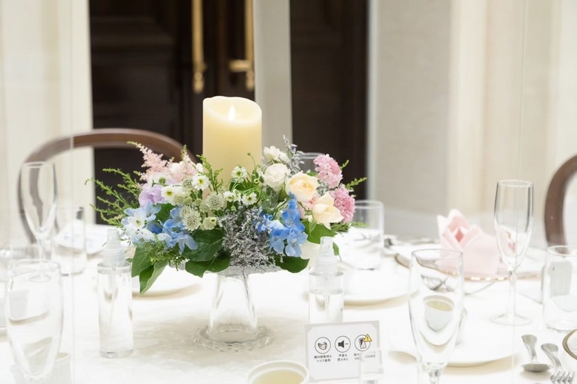 Are there certain flowers that cannot be specified depending on the season? Check with actual wedding photos [Bouquet and Floral Decoration Calendar].にて紹介している画像