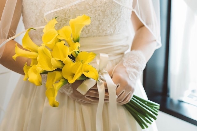 Are there certain flowers that cannot be specified depending on the season? Check with actual wedding photos [Bouquet and Floral Decoration Calendar].にて紹介している画像