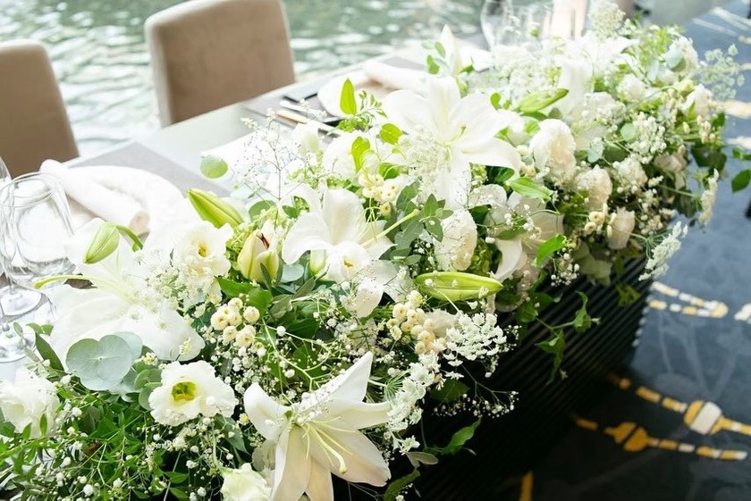 Are there certain flowers that cannot be specified depending on the season? Check with actual wedding photos [Bouquet and Floral Decoration Calendar].にて紹介している画像