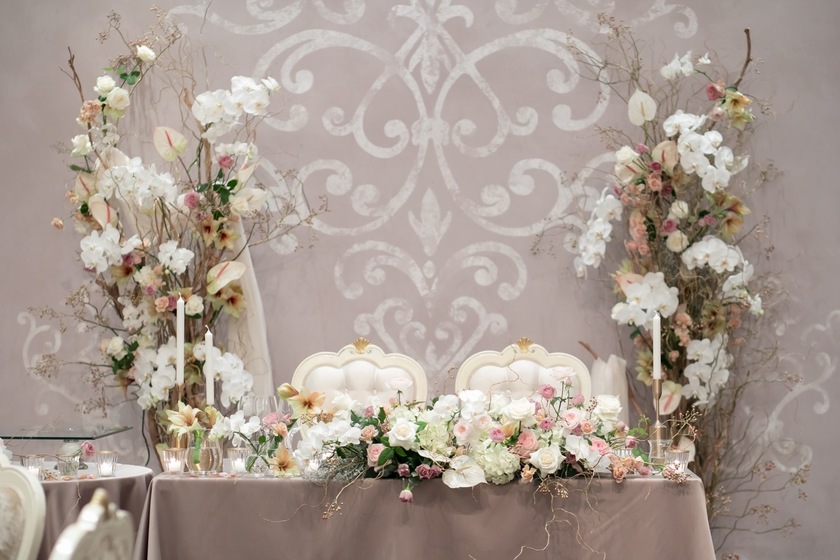 Are there certain flowers that cannot be specified depending on the season? Check with actual wedding photos [Bouquet and Floral Decoration Calendar].にて紹介している画像