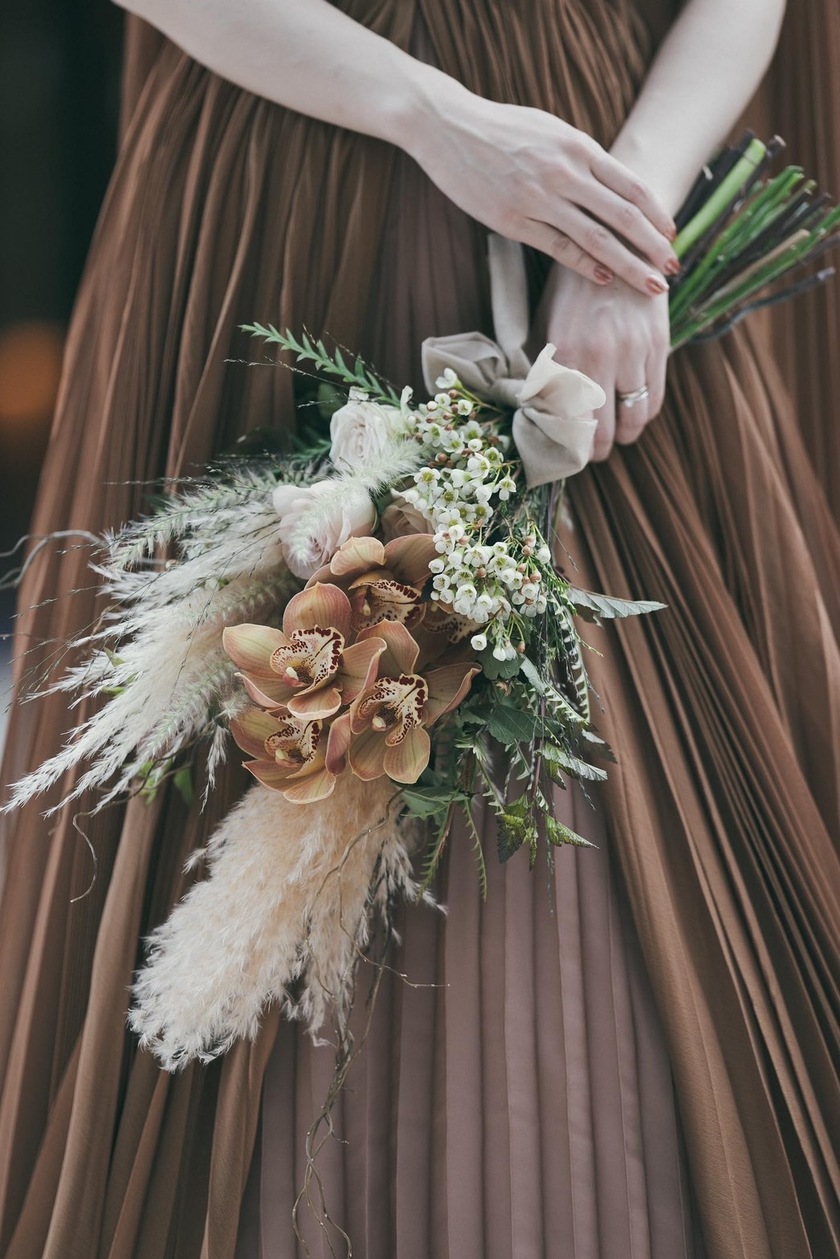 Are there certain flowers that cannot be specified depending on the season? Check with actual wedding photos [Bouquet and Floral Decoration Calendar].にて紹介している画像