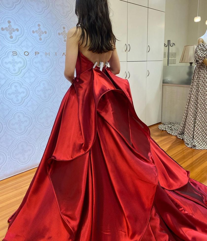 レアな、別注カラーもある！憧れブランド【アントニオリーヴァ】のカラードレス特集♡にて紹介している画像